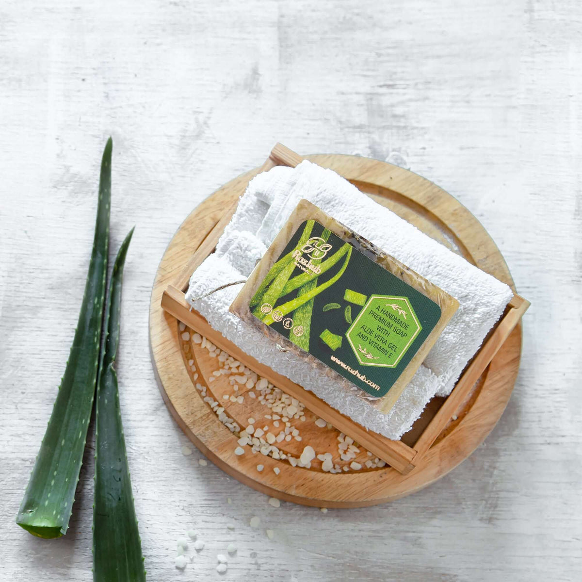 Buy VITSZEE Aloe Vera Soap Base DIY Soap making material multipurpose use  (Aleo Vera Soap Base, 900gm) Online at Low Prices in India 