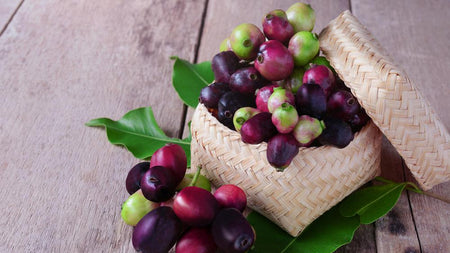 Say Goodbye to Skin Problems with Jamun